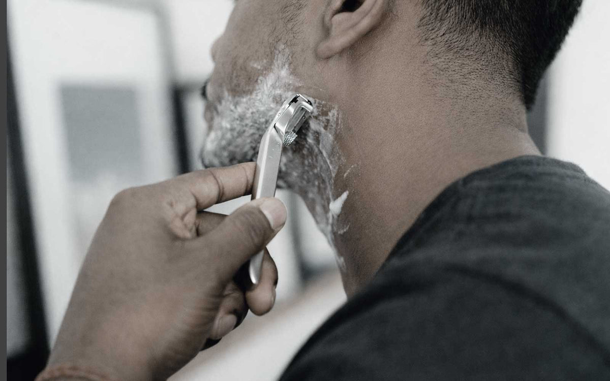 Are Multi-Blade Razors Making Your Razor Bumps Worse?