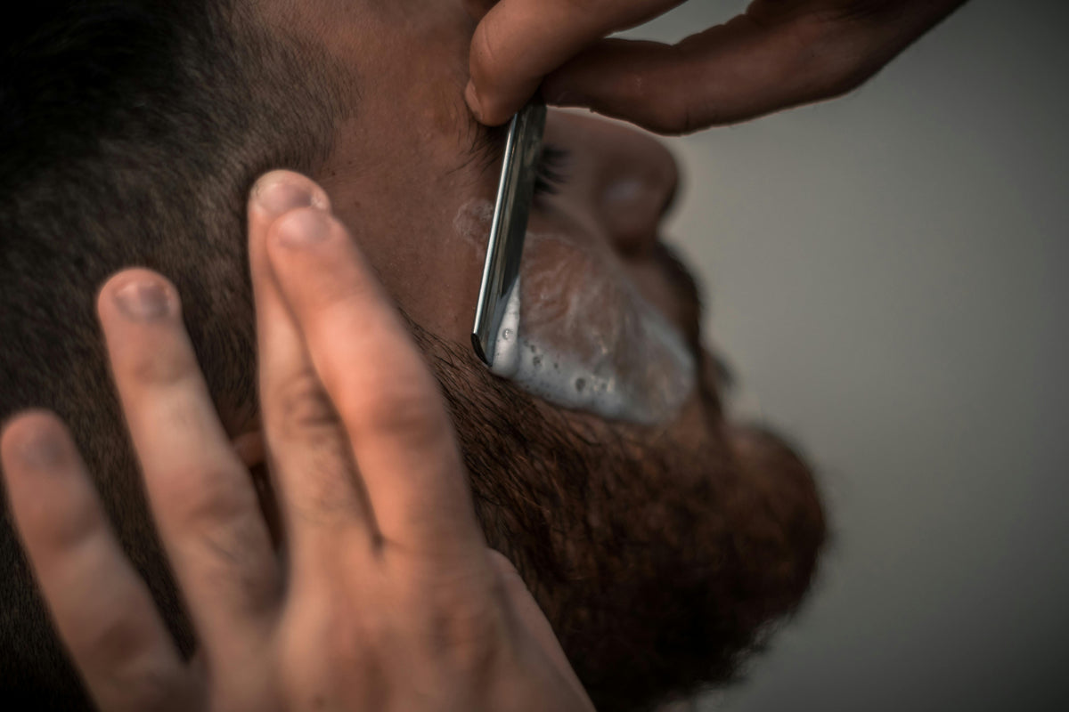 Understanding Razor Bumps: What Causes Them and How Zachs Can Help